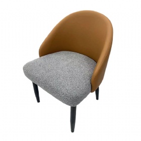 UPHOLSTERED CHAIR FOR LIVING ROOM